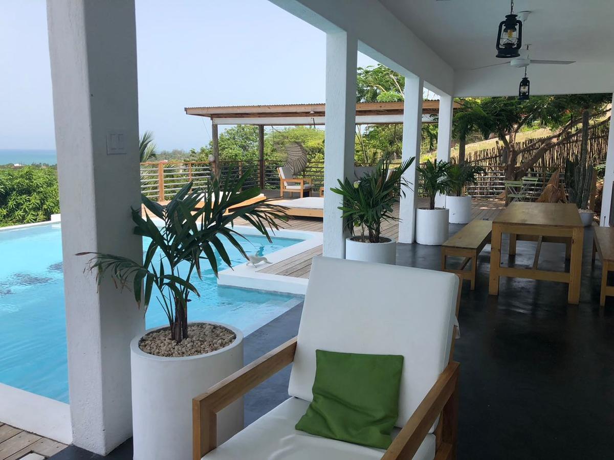 Lashings Boutique Hotel Treasure Beach Exterior foto